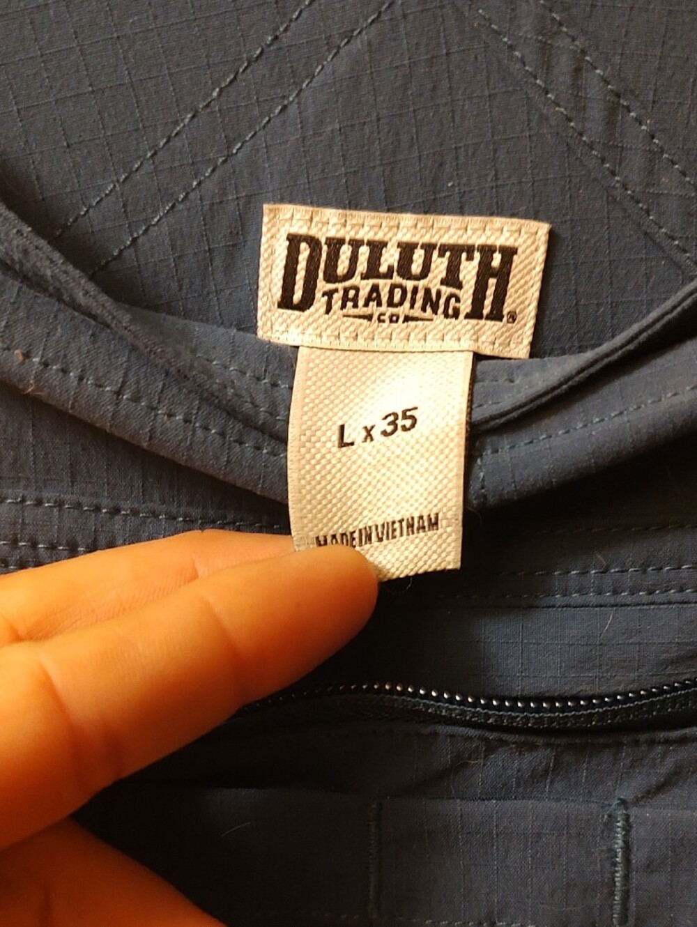 Duluth Trading Co Teal L x 35 Heirloom Gardening Bib Overalls - Picture 8 of 10